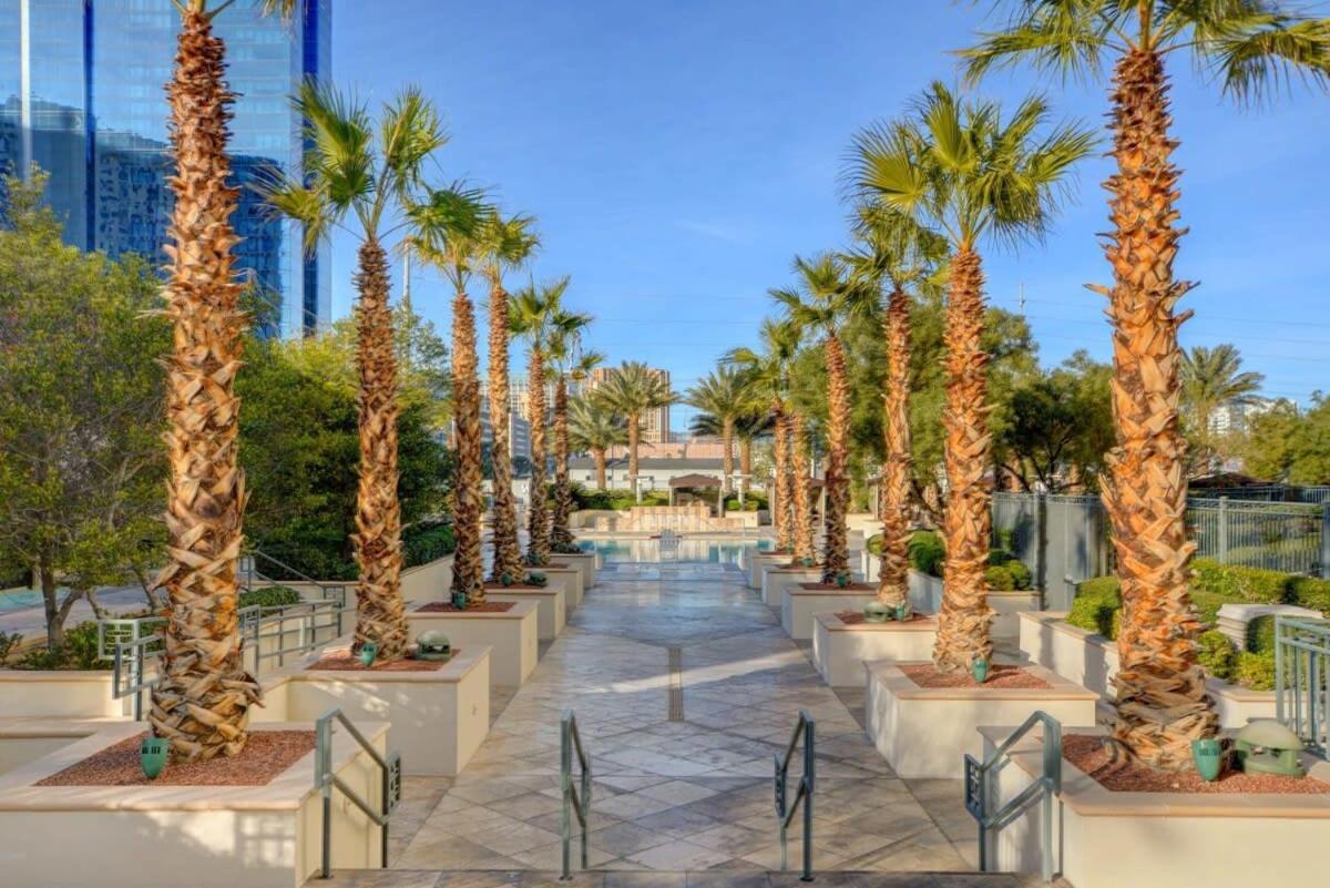Mgm Signature-20-609 Strip View Jacuzzi Studio Λας Βέγκας Εξωτερικό φωτογραφία